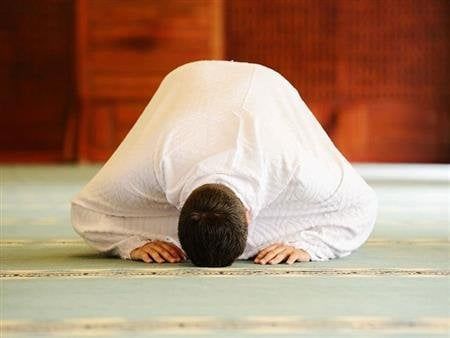 حكم جمع الصلوات في غير مسافة القصر.. «الإفتاء» توضح حكم جمع الصلوات في غير مسافة القصر.. «الإفتاء» توضح