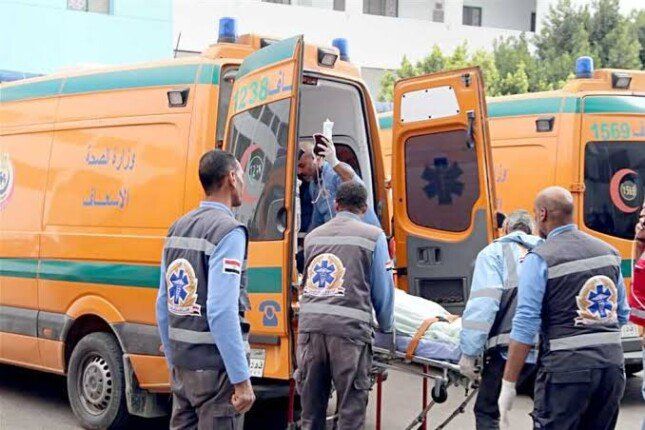ضحايا لقمة العيش.. سقوط عاملين من علو داخل أحد المصانع في العبور ضحايا لقمة العيش.. سقوط عاملين من علو داخل أحد المصانع في العبور