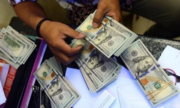 قضايا قيمتها 7 مليون جنيه.. الأمن يوجه ضربة موجعة لـ «مافيا العملات الأجنبية» قضايا قيمتها 7 مليون جنيه.. الأمن يوجه ضربة موجعة لـ «مافيا العملات الأجنبية»