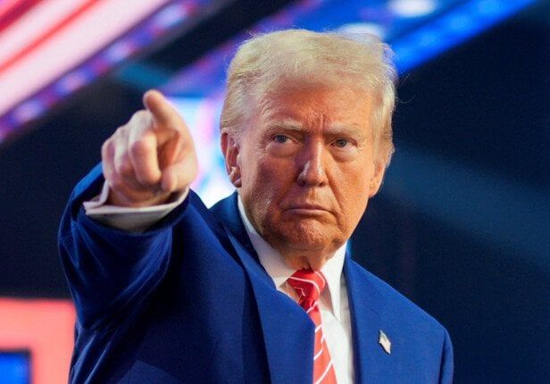 ترامب يدعم القطاع العسكري الأمريكي بـتريليون دولار ترامب يدعم القطاع العسكري الأمريكي بـتريليون دولار