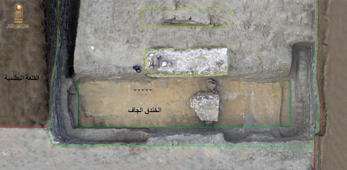 كشف آثار أسرار