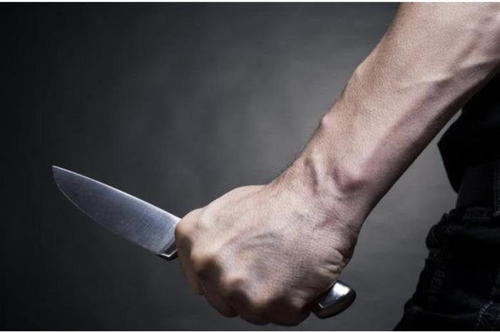 شك في سلوكها.. حبس المتهم بقتل شقيقته طعنًا في أوسيم شك في سلوكها.. حبس المتهم بقتل شقيقته طعنًا في أوسيم