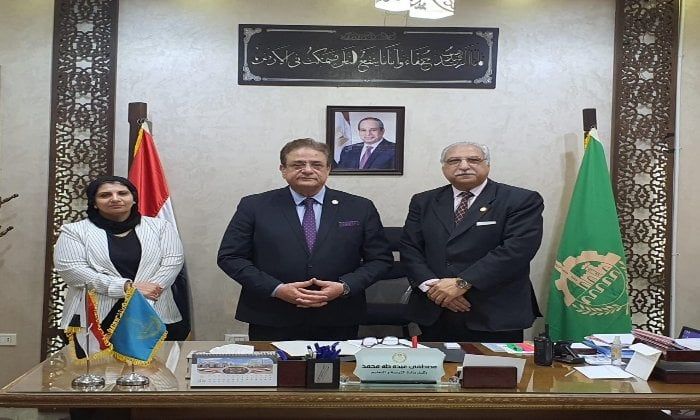 مدير تعليم القليوبية يستقبل نائب رئيس جامعة بنها الأهلية مدير تعليم القليوبية يستقبل نائب رئيس جامعة بنها الأهلية