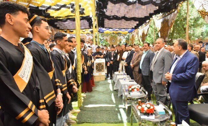 محافظ أسيوط يشهد حفل تكريم خريجي الصف الثالث الثانوي بمدرسة باقور الثانوية المشتركة محافظ أسيوط يشهد حفل تكريم خريجي الصف الثالث الثانوي بمدرسة باقور الثانوية المشتركة