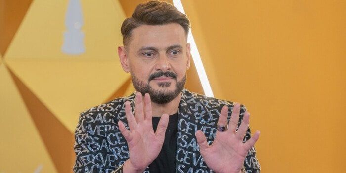 أسرة «بيج رامي» تواصل تصوير مشاهد الفيلم استعدادًا لطرحه أسرة «بيج رامي» تواصل تصوير مشاهد الفيلم استعدادًا لطرحه