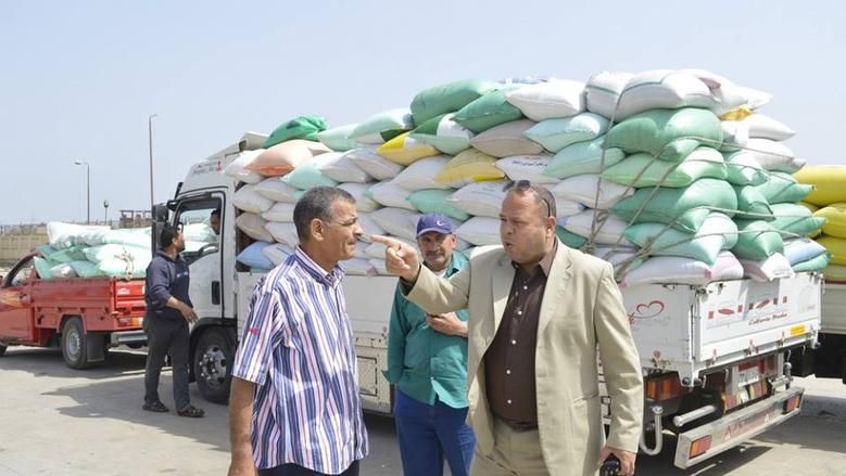 بالصور| مساعد محافظ كفر الشيخ يتفقد شون وصوامع القمح - الوطن