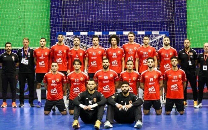 الأهلي يفوز على الترجي ويتوج بالسوبر الأفريقي لليد الأهلي يفوز على الترجي ويتوج بالسوبر الأفريقي لليد
