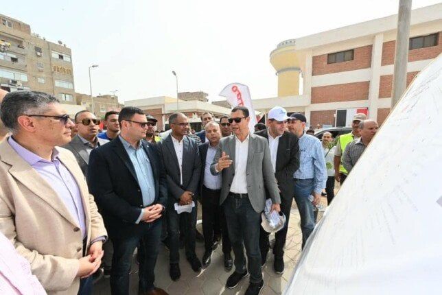 وزير الإسكان ومحافظ الجيزة يتفقدان محطة مياه منشأة القناطر المُرشحة وزير الإسكان ومحافظ الجيزة يتفقدان محطة مياه منشأة القناطر المُرشحة