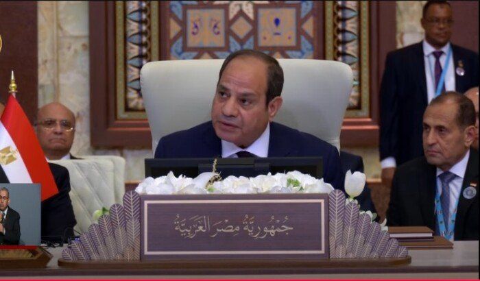 الرئيس السيسي يغادر العاصمة العراقية بغداد عقب المشاركة في القمة العربية الرئيس السيسي يغادر العاصمة العراقية بغداد عقب المشاركة في القمة العربية