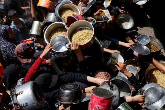 الأونروا: غزة تتضور جوعًا وتحتاج إلى 600 شاحنة مساعدات يوميًا الأونروا: غزة تتضور جوعًا وتحتاج إلى 600 شاحنة مساعدات يوميًا