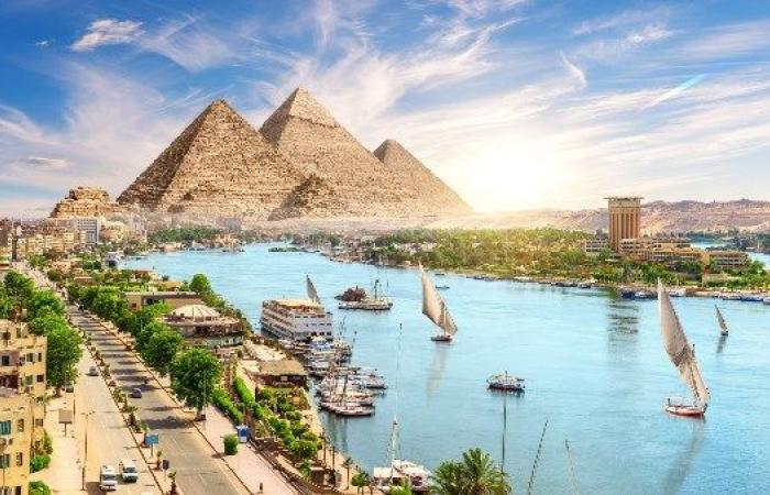 خبير: توقعات بارتفاع أعداد الوافدين إلى مصر خلال 2025 - خليج نيوز