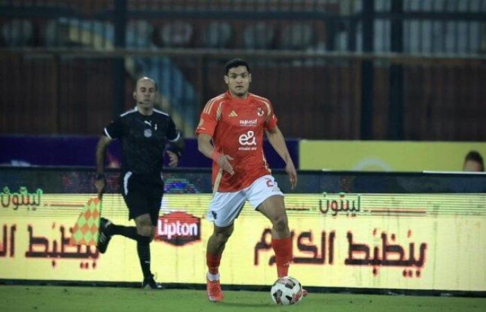 عاجل.. نجم الأهلي يغيب عن مباراة الزمالك في القمة للإيقاف - خليج نيوز