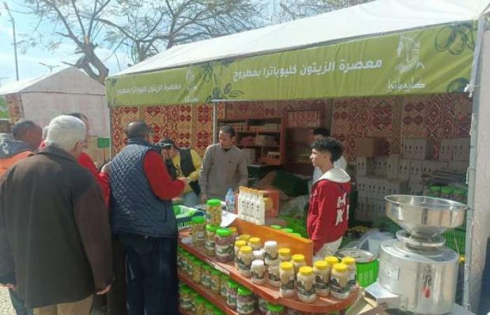 زيتون وتمور وزينة رمضان.. «كنوز مطروح» تتجول في المحافظات - خليج نيوز