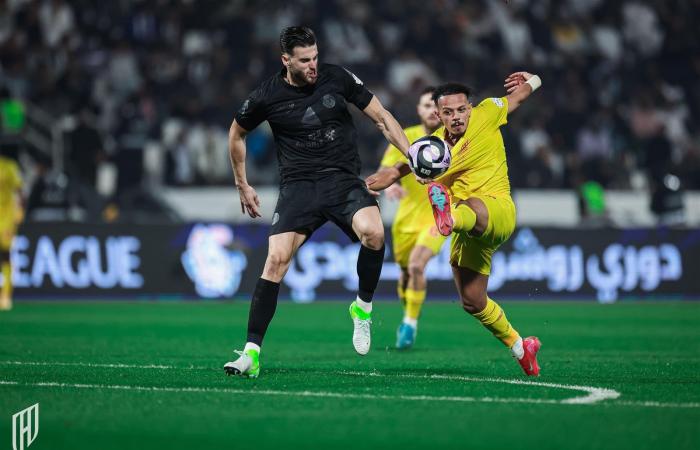 دوري روشن السعودي: القادسية ينتصر على الشباب (2/3) والتعادل السلبي يحسم مواجهة ضمك والأخدود