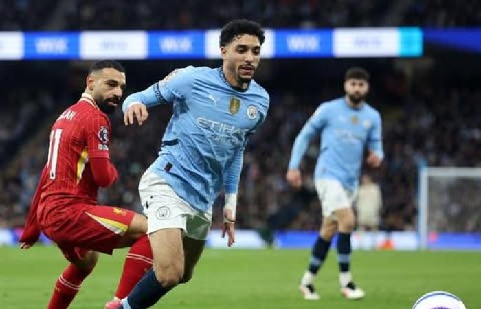 صلاح يتفوق على مرموش في الشوط الأول: محمد صلاح يسجل ويصنع في تقدم ليفربول على مانشستر سيتي في الدوري الإنجليزي الممتاز