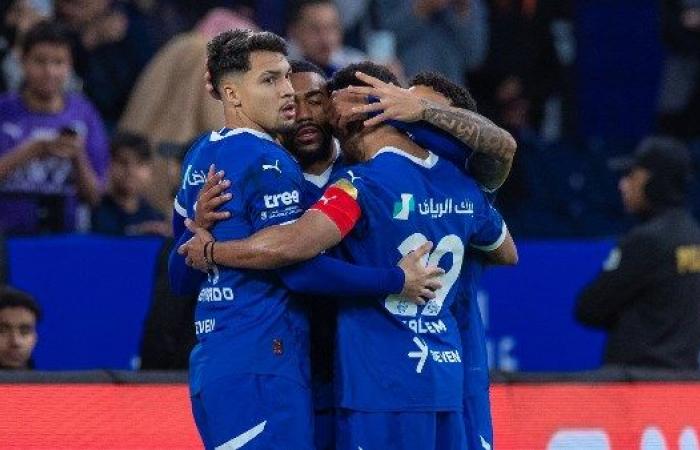 الهلال يضرب الخلود برباعية في الشوط الأول بالدوري السعودي - خليج نيوز