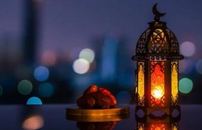 هتصوم كام ساعة في اليوم؟.. عدد ساعات صيام شهر رمضان 2025 - خليج نيوز