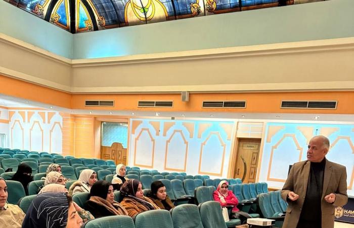 ختام برنامج تدريبي لرفع كفاءة رؤساء أقسام السن المدرسي بصحة الدقهلية - خليج نيوز