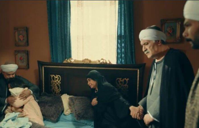 مسلسل حكيم باشا الحلقة 4.. مصطفى شعبان يحاول قتل غزل وطفلها الرضيع بعد ظهورها وسط العائلة - خليج نيوز