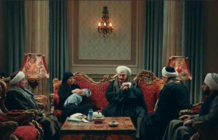 مسلسل حكيم باشا الحلقة 4.. مصطفى شعبان يحاول قتل غزل وطفلها الرضيع بعد ظهورها وسط العائلة - خليج نيوز