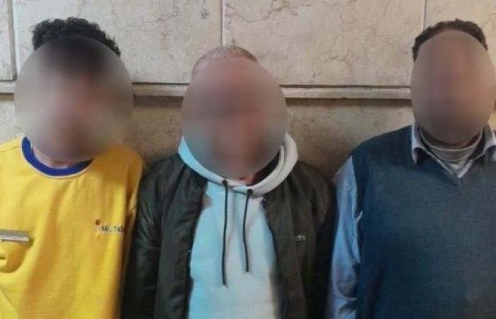 نشروا فيديو مضللا عن سرقة أكفان من مسجد.. المتهمون يواجهون الحبس سنة - خليج نيوز