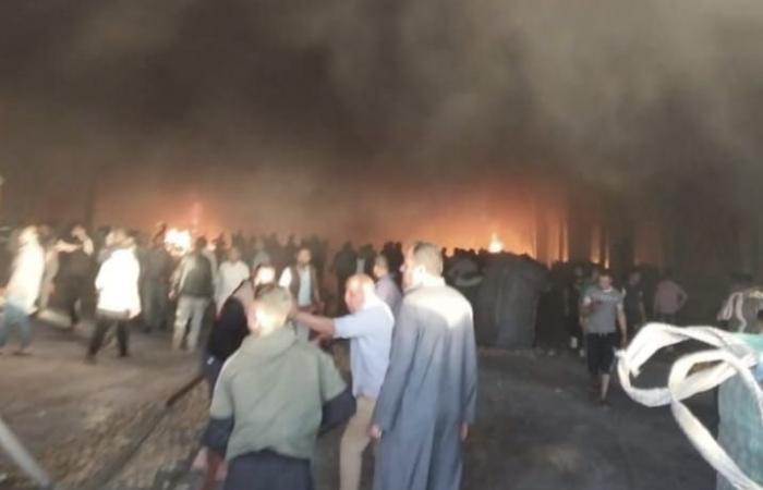 حريق هائل بمحطة بطاطس في البحيرة - خليج نيوز