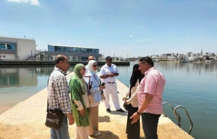 محافظ الإسماعيلية يتابع جهود إدارة البيئة في متابعة المنشآت المقامة على بحيرة التمساح لتقليل مصادر التلوث البيئي - خليج نيوز