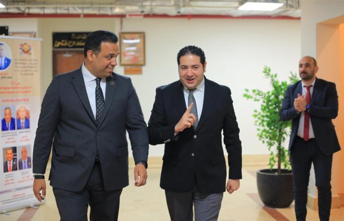 من قلب الأكاديمية العسكرية وبحضور المحافظين وقيادات الدولة.. محمد كمال يحصل على زمالة الدفاع الوطني بأطروحة نوعية عن الإعلام والتطرف