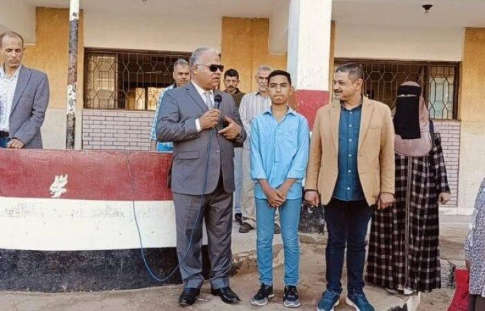 مدير تعليم الفيوم يُحيل مدير مدرسة أبشواي الفنية للتحقيق بسبب الإهمال - خليج نيوز