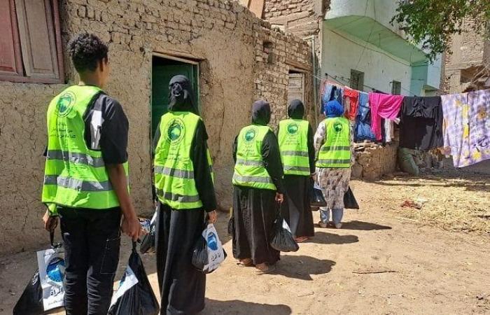 «أنتِ عظيمة» في البياضية: مستقبل وطن يوزع هدايا غذائية في الأقصر - خليج نيوز