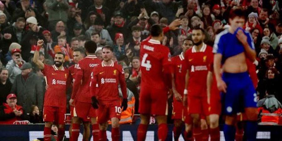 محمد صلاح يسجل ويقود ليفربول للفوز على ليستر سيتى بثلاثية خليج نيوز