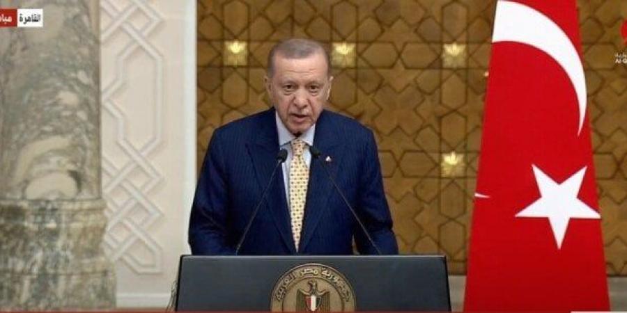 يهددهم أردوغان بالاستسلام أو الموت.. هل يتخلى أكراد سوريا عن السلاح بعد اشتعال جبهة «منبج»؟! - خليج نيوز