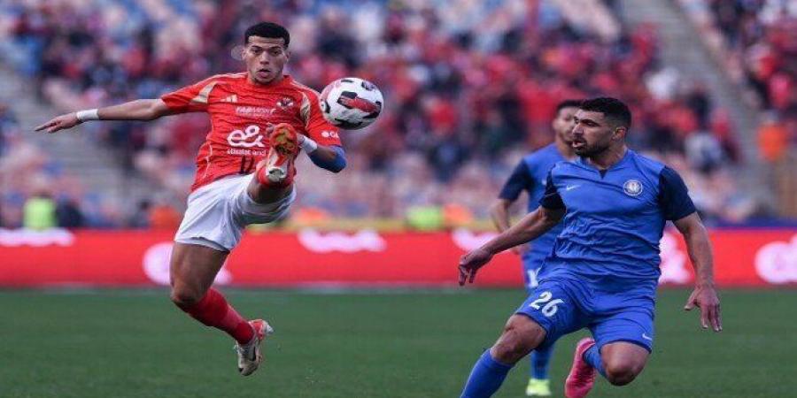 الأهلي يتغلب على سموحة بثنائية نظيفة ويعتلي صدارة الدوري الممتاز «فيديو» - خليج نيوز