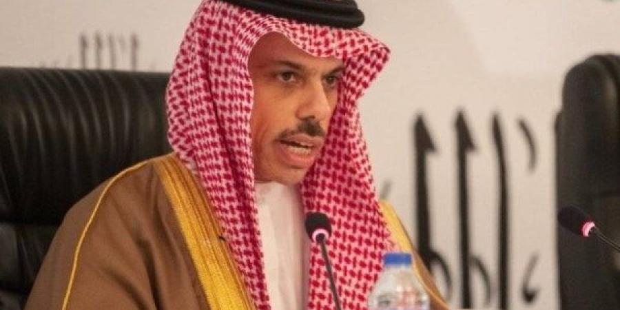 السعودية تطالب برفع العقوبات الأحادية والأممية عن سوريا - خليج نيوز