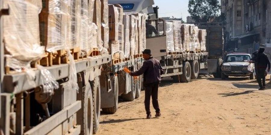 إصرار الوسطاء لإنهاء معاناة الفلسطينيين.. مصر تستعد لإدخال المساعدات لدعم أهالي غزة - خليج نيوز