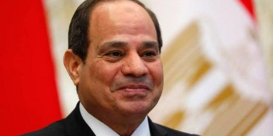 رسائل الرئيس السيسي خلال احتفالية عيد الشرطة.. محدش يقدر يقرب من مصر| فيديو - خليج نيوز