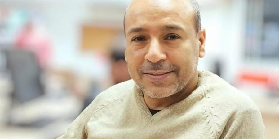 معرض الكتاب 2025.. محمد شعبان يرصد الحكايات المنسية في «أروقة دولة بني العباس» خليج نيوز