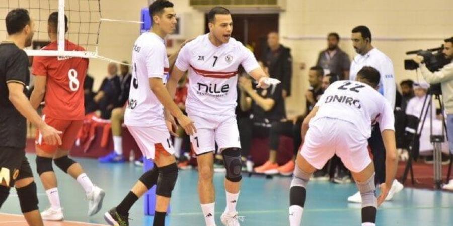 «طائرة الزمالك» يعود إلى القاهرة بعد الفوز بلقب البطولة العربية - خليج نيوز