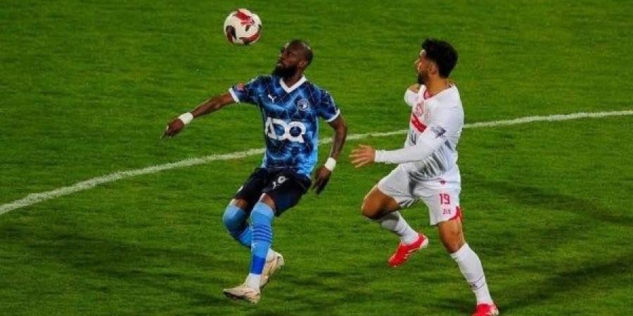 بعد هدف بيراميدز الثالث بمرمى الزمالك | إعلامى يوجّه رسالة مثيرة لـ جروس - خليج نيوز