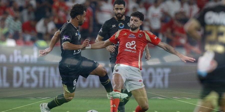 الأهلي سيطلب من اتحاد الكرة طاقم أجنبى لادارة مباراة القمة أمام الزمالك - خليج نيوز